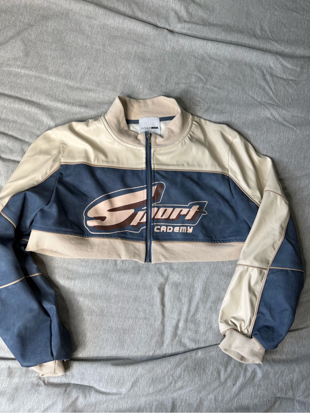 Fashion Nova Women’s Two-Tone Navy and Cream Cropped Jacket